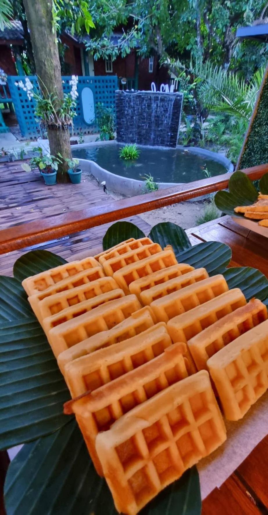 The Royal Bamboo Lodges - Sha Certified Khao Sok National Park Exteriör bild